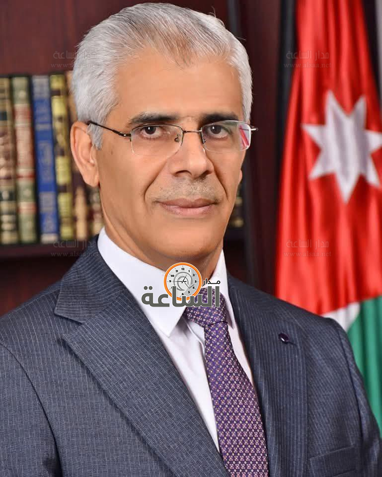 

الدكتور عبد الكريم محسن أبو دلو&nbsp;