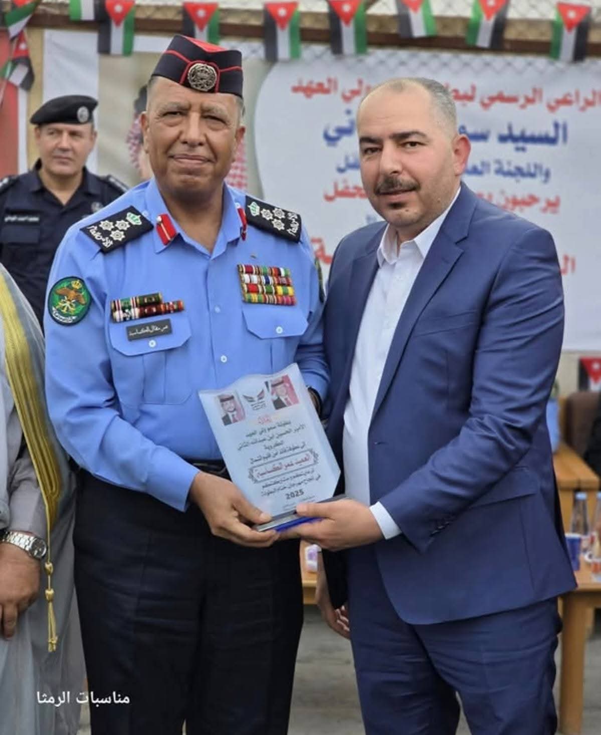 Madar Al-Saa Images 0.48448543309589975