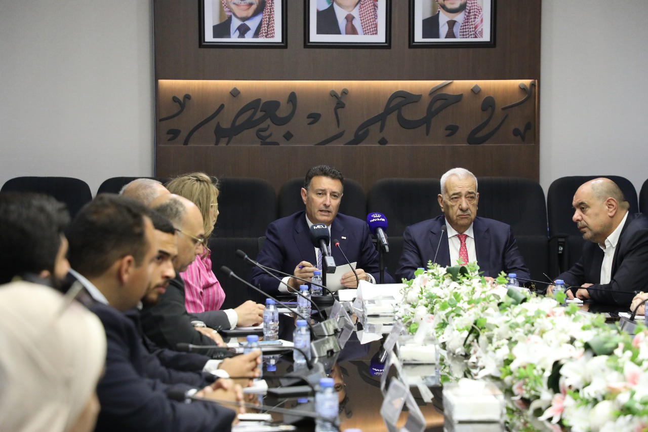 Madar Al-Saa Images 0.2249120998351425