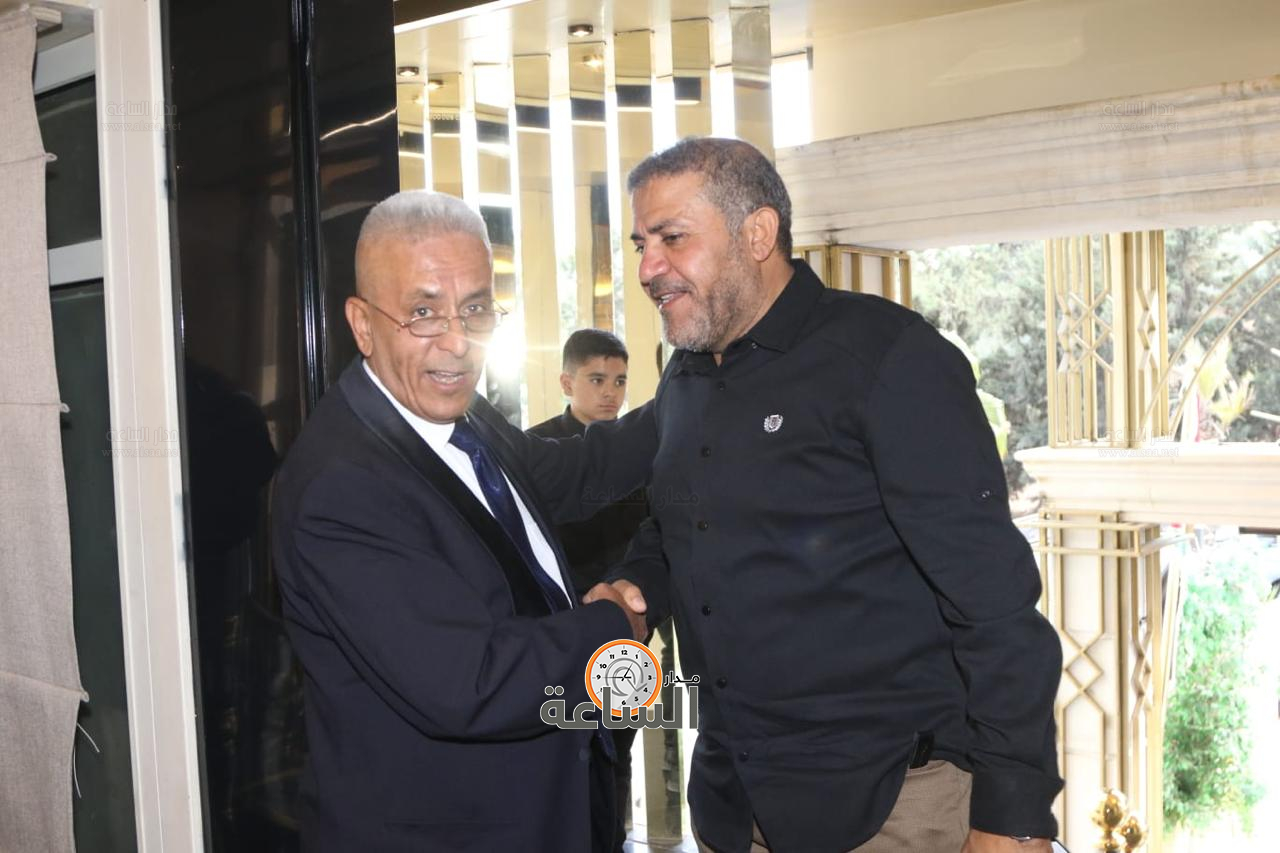 Madar Al-Saa Images 0.08298331120992442