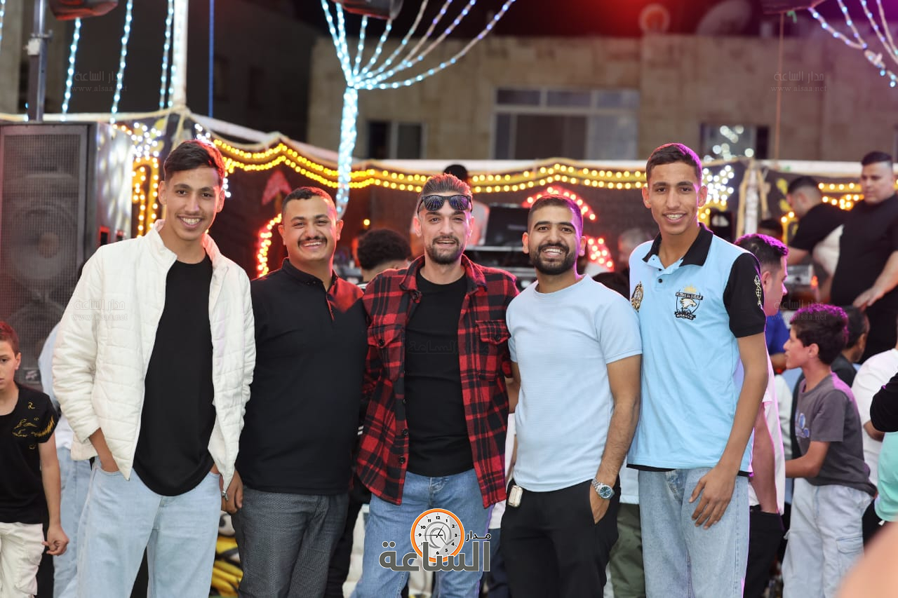 Madar Al-Saa Images 0.7503060473949469