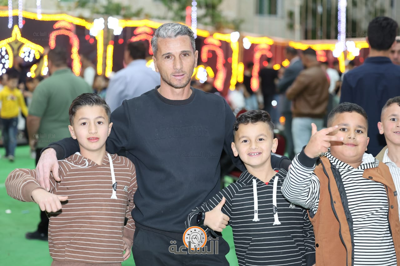 Madar Al-Saa Images 0.3293767619125695