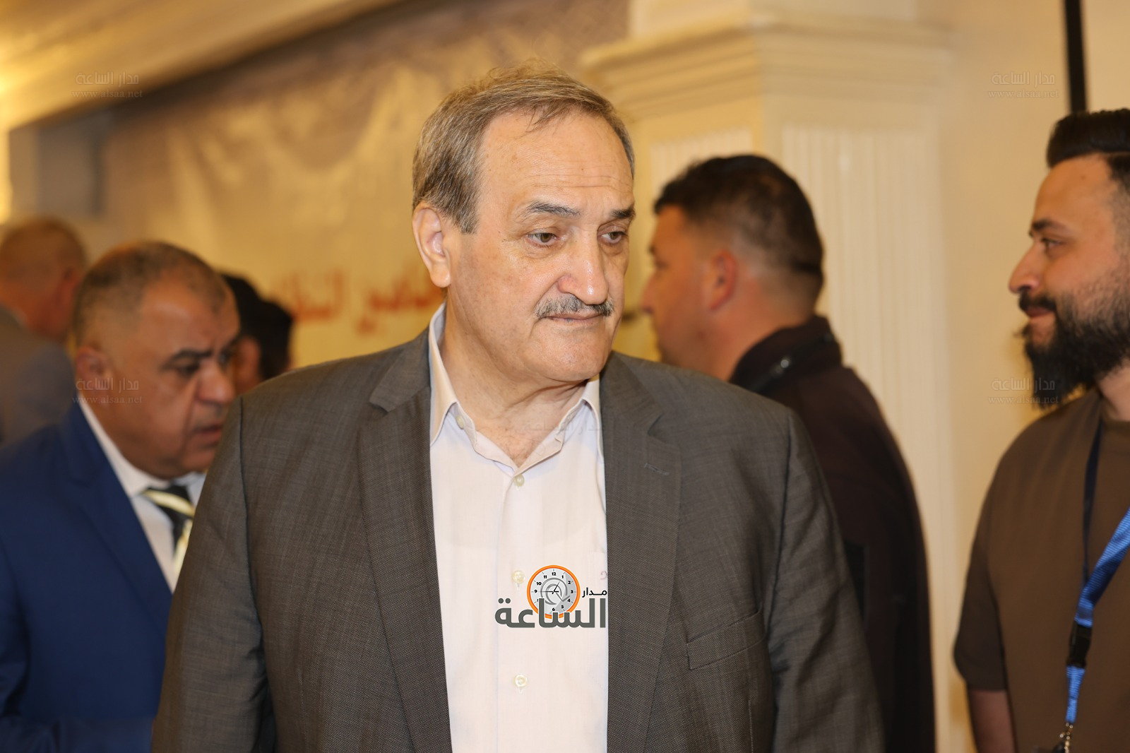 Madar Al-Saa Images 0.5805058124659149