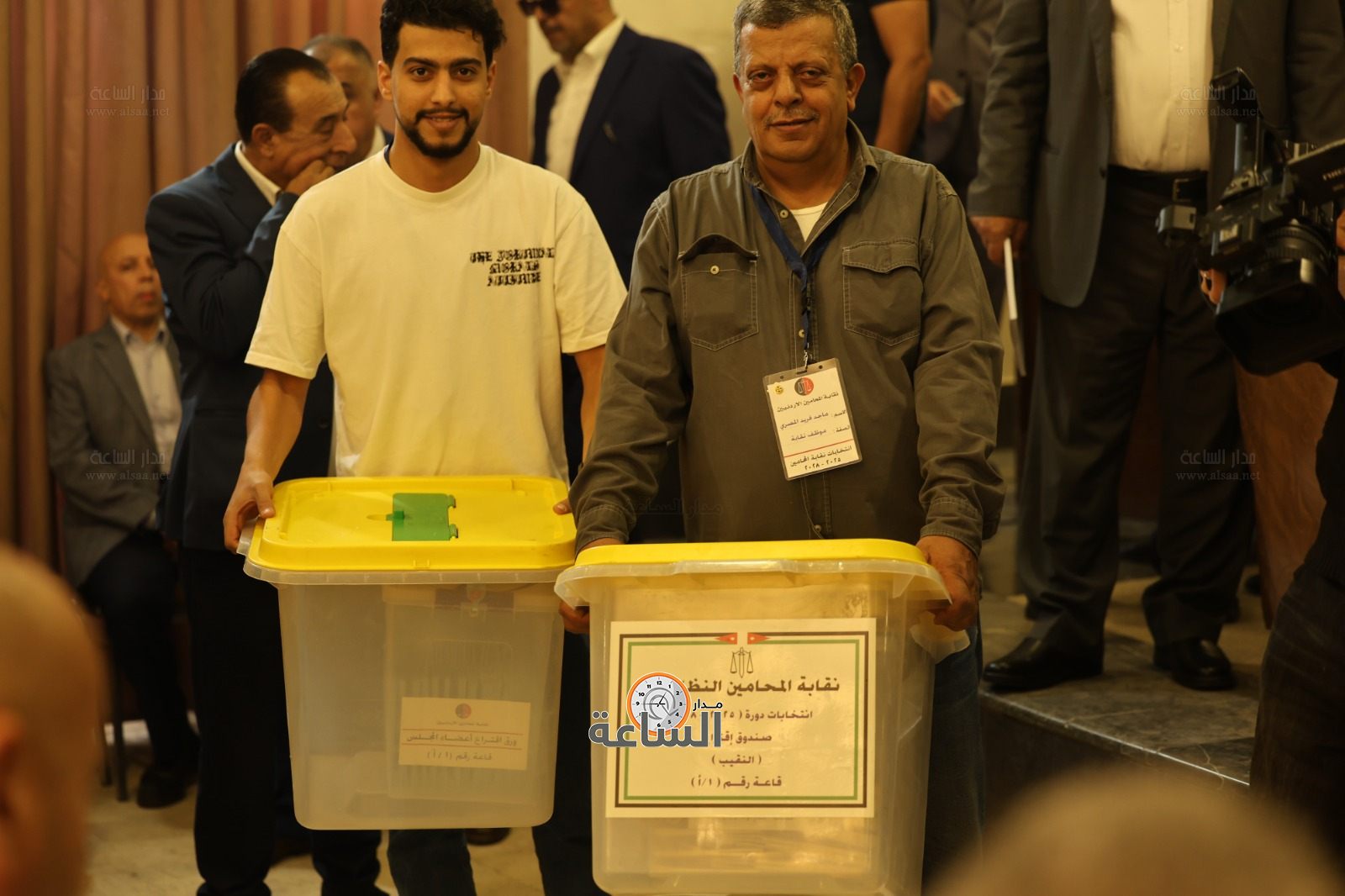 Madar Al-Saa Images 0.055373845986486425