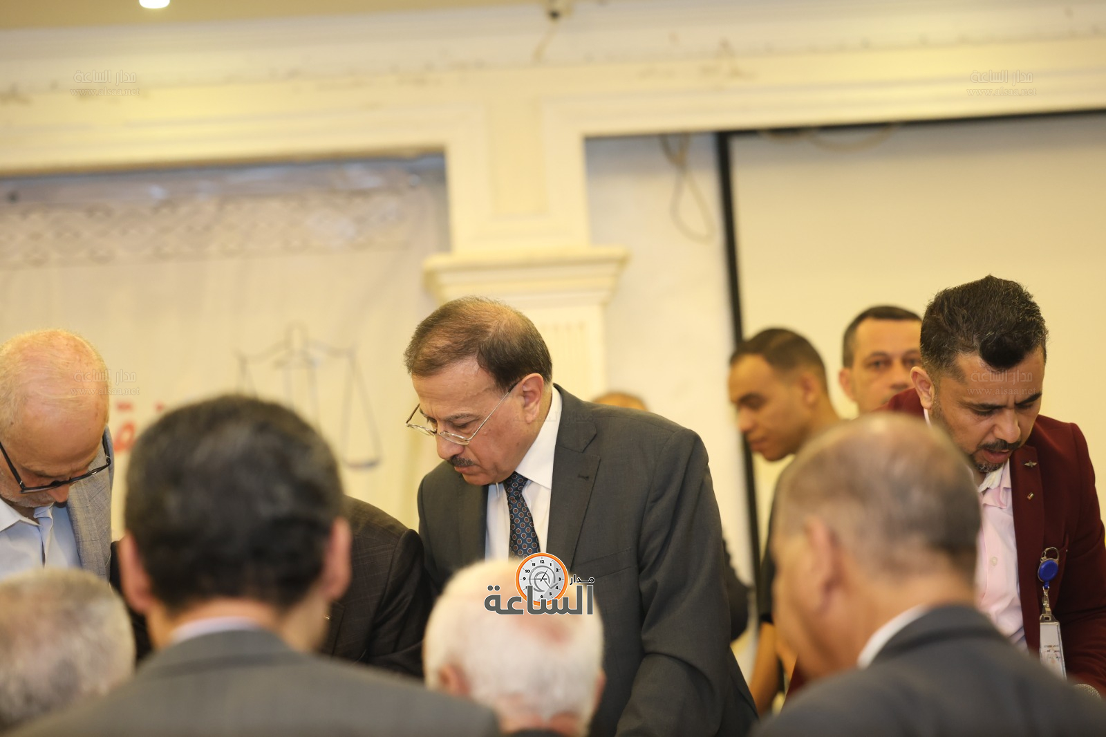 Madar Al-Saa Images 0.04397822802737472