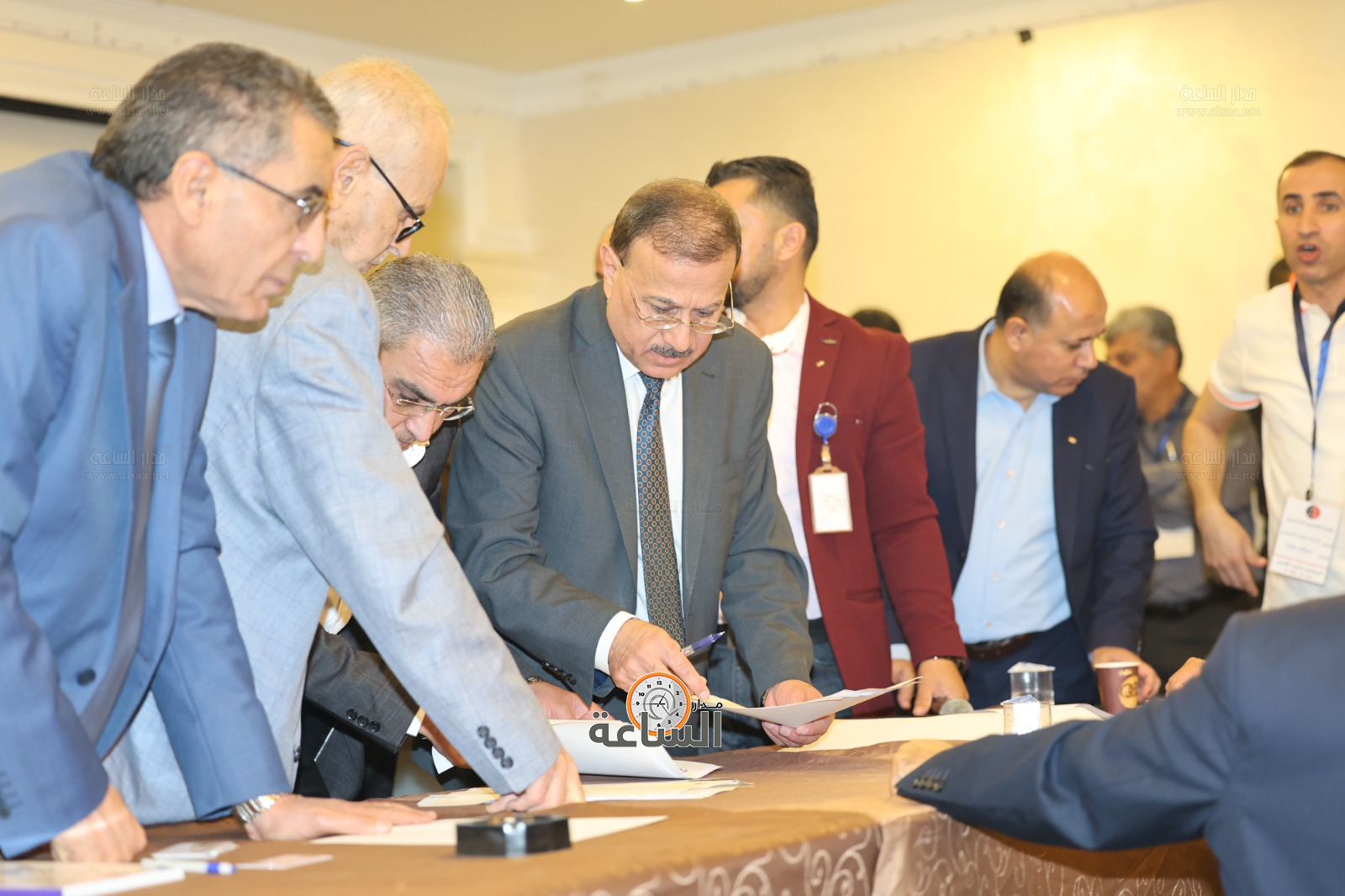 Madar Al-Saa Images 0.7780697743286693