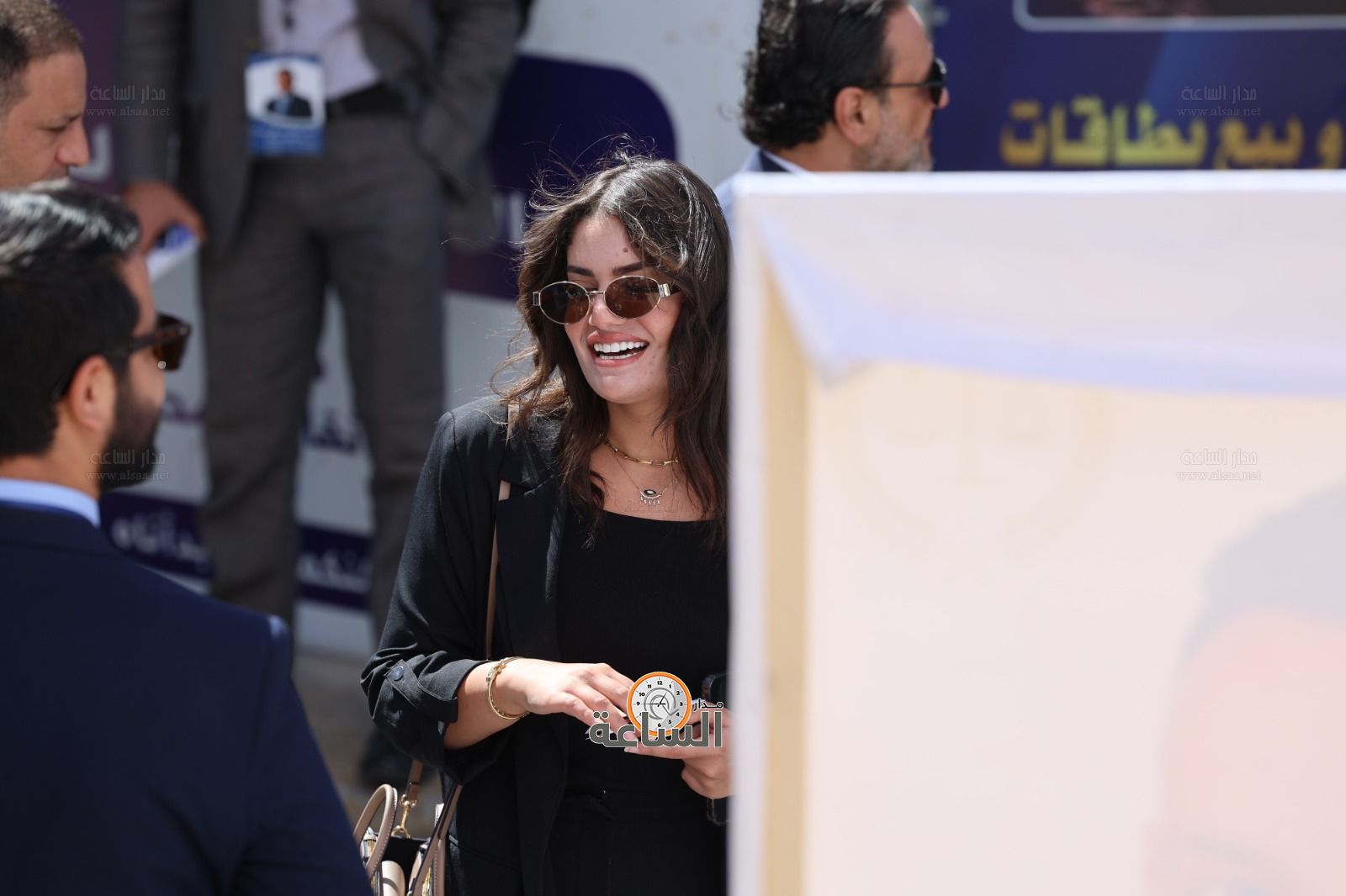 Madar Al-Saa Images 0.9191666080210711