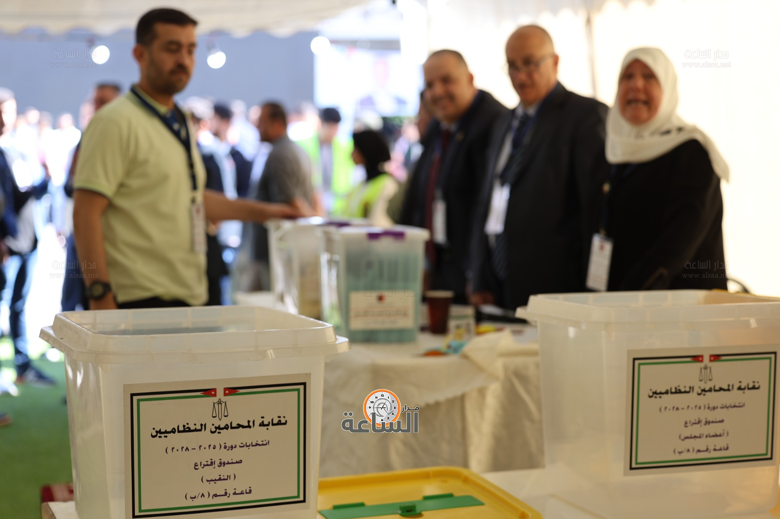 Madar Al-Saa Images 0.7734713717386943