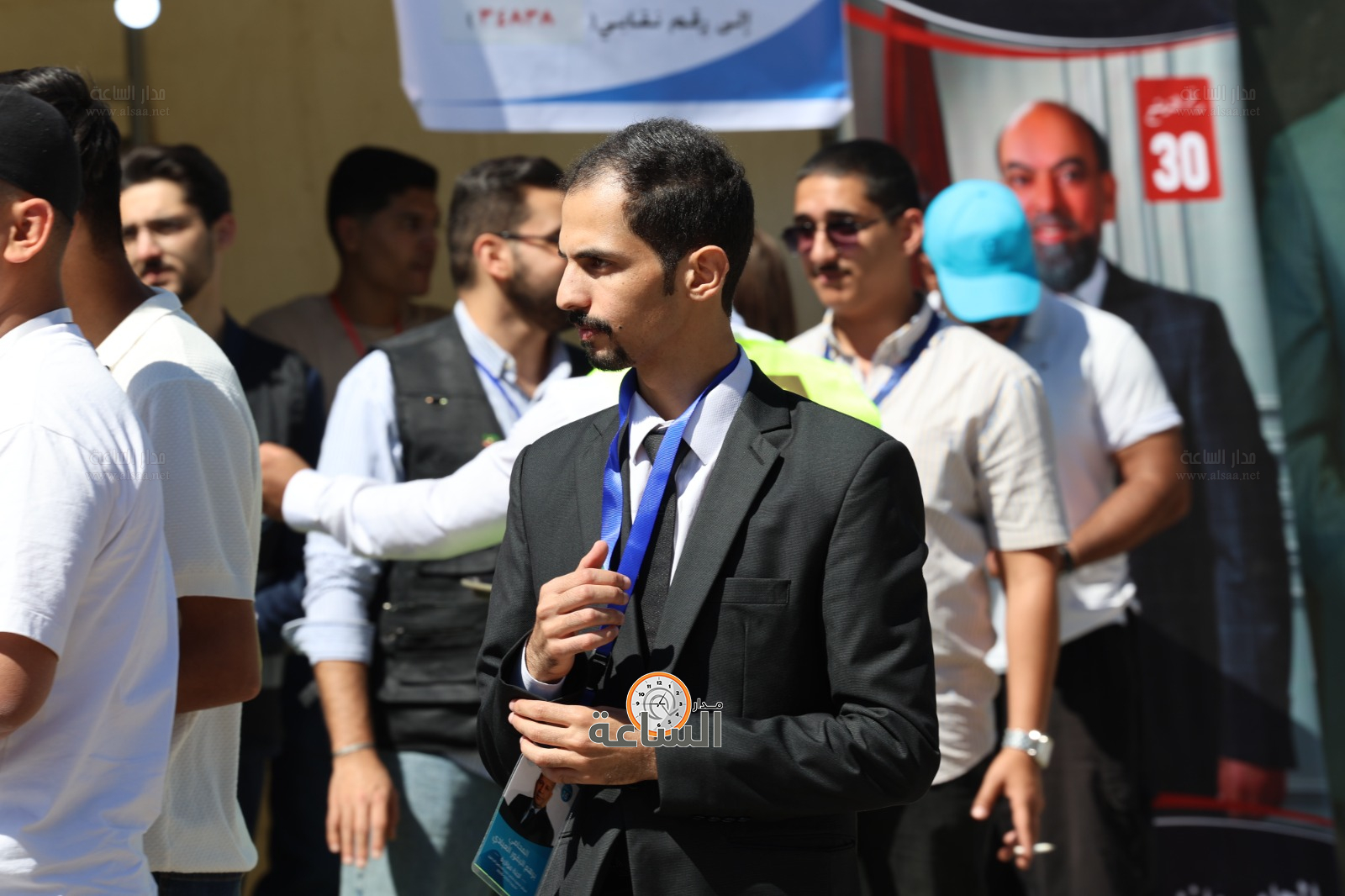 Madar Al-Saa Images 0.7480615216284098