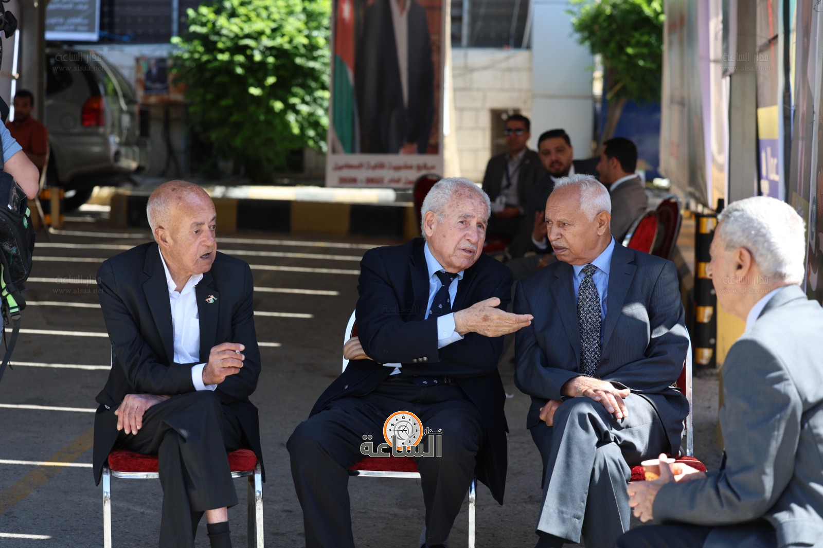 Madar Al-Saa Images 0.4270551427649564