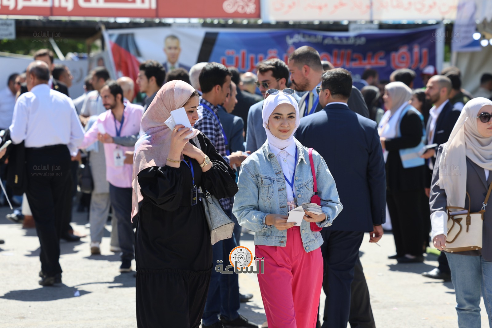 Madar Al-Saa Images 0.46787723460988995