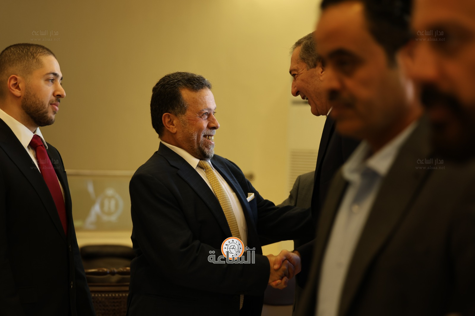 Madar Al-Saa Images 0.21999853251586832