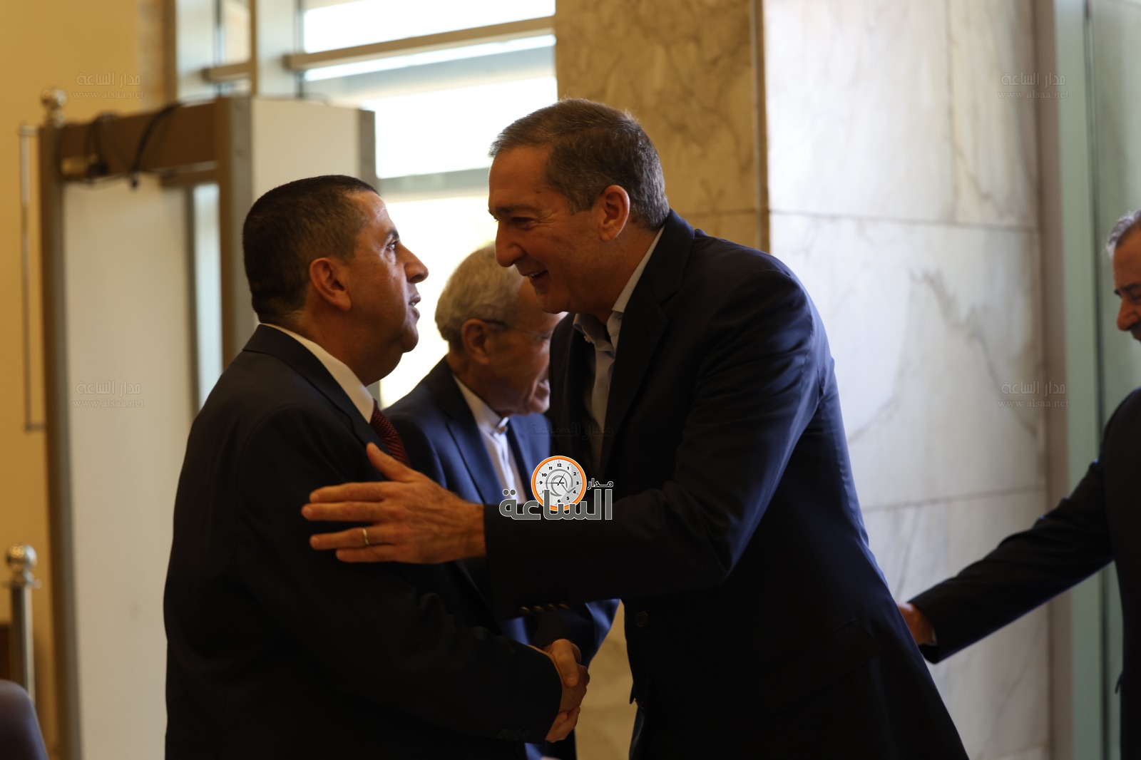 Madar Al-Saa Images 0.8092914861718385