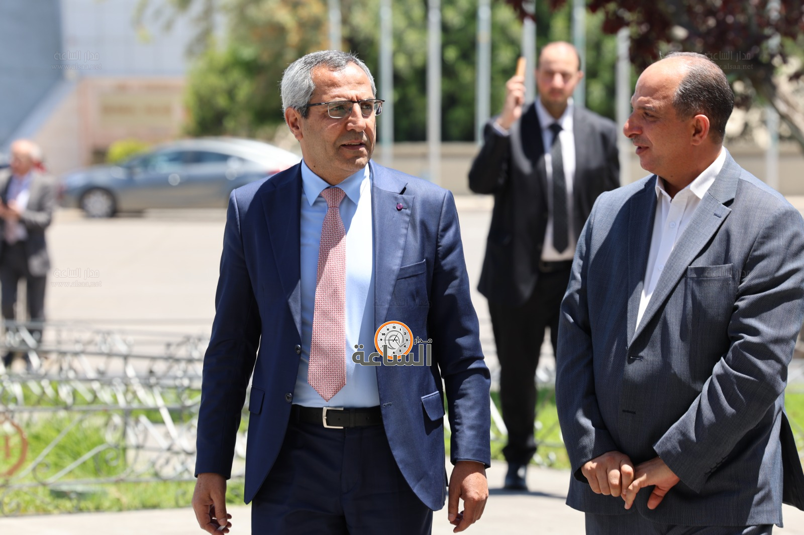 Madar Al-Saa Images 0.7111626746374926