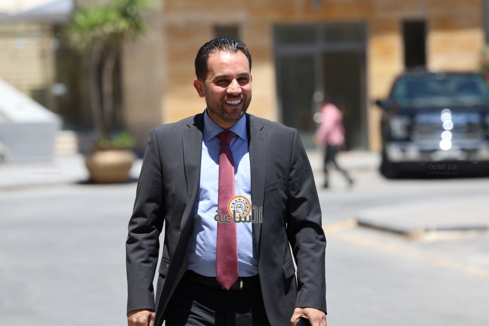 Madar Al-Saa Images 0.7423200368450255