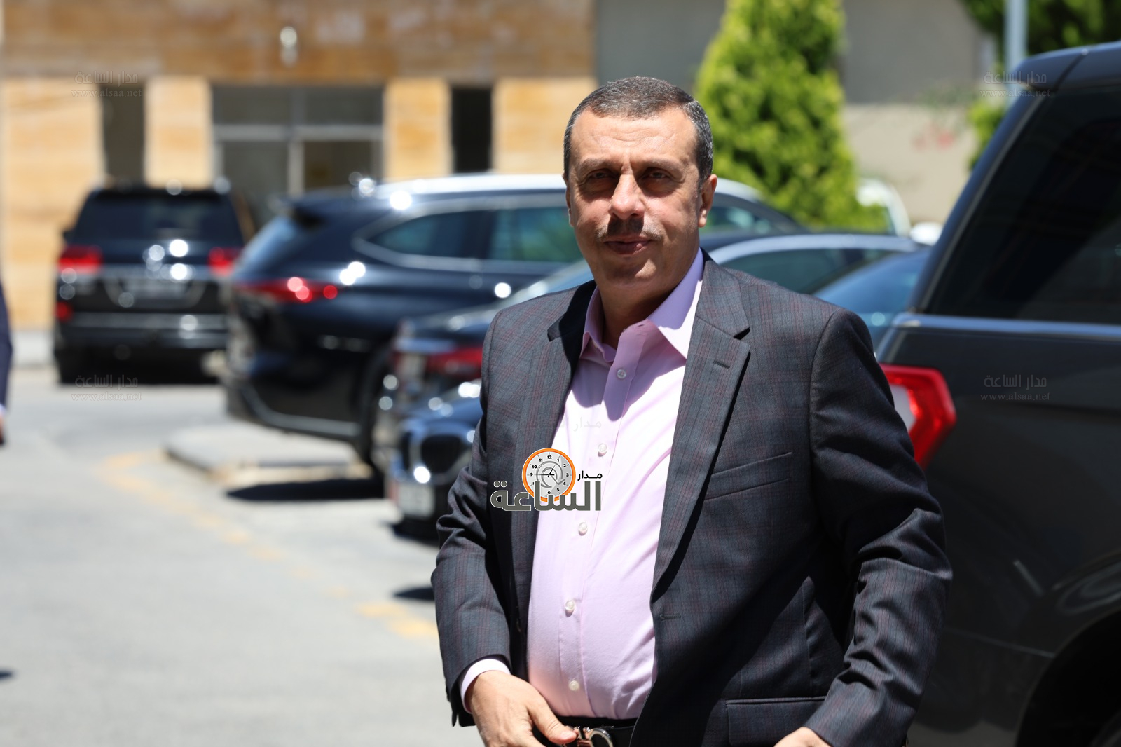 Madar Al-Saa Images 0.824712407000622