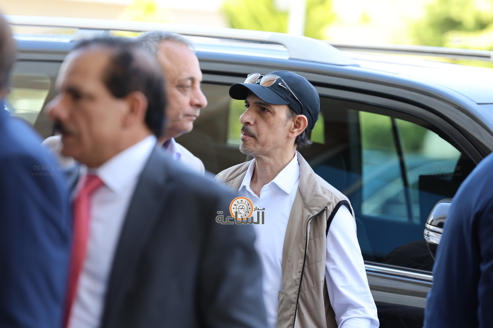 Madar Al-Saa Images 0.398791228797194