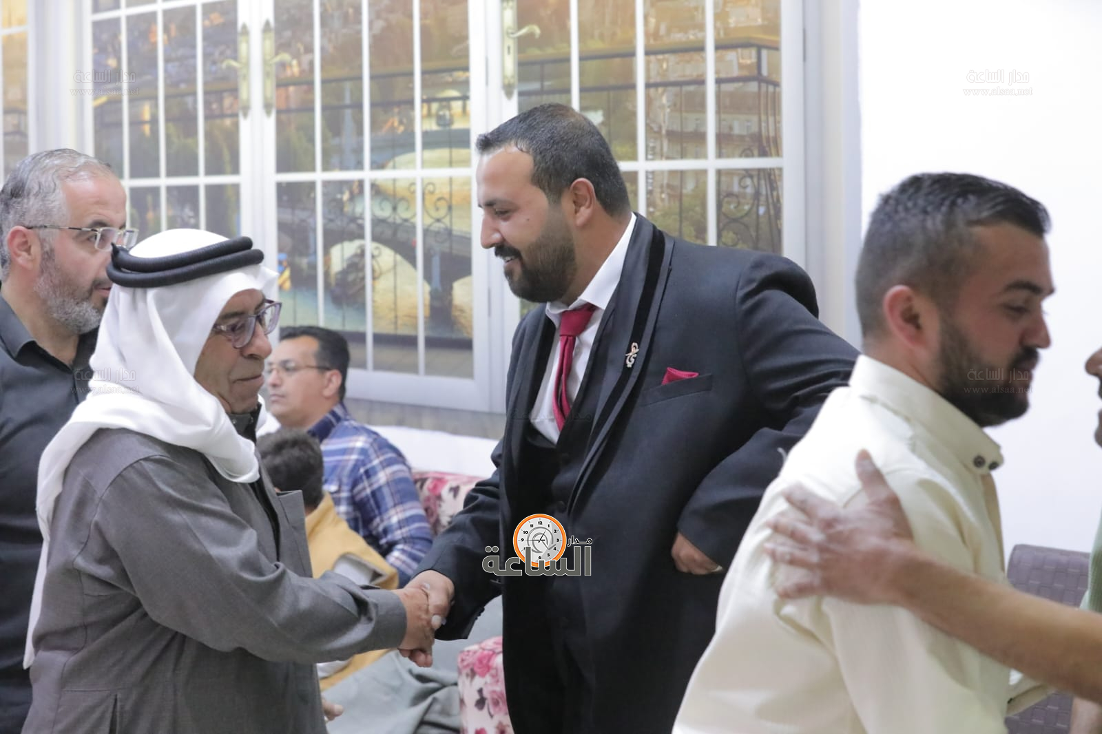 Madar Al-Saa Images 0.8932617302700246