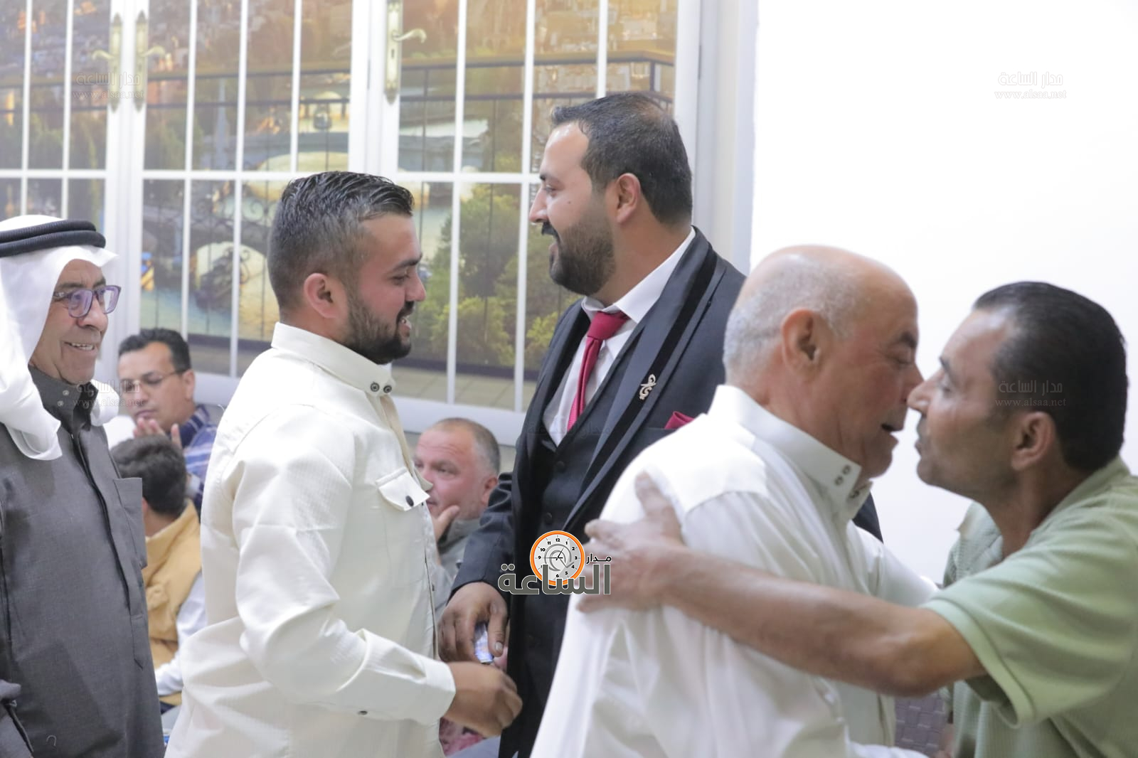 Madar Al-Saa Images 0.6360544807894557