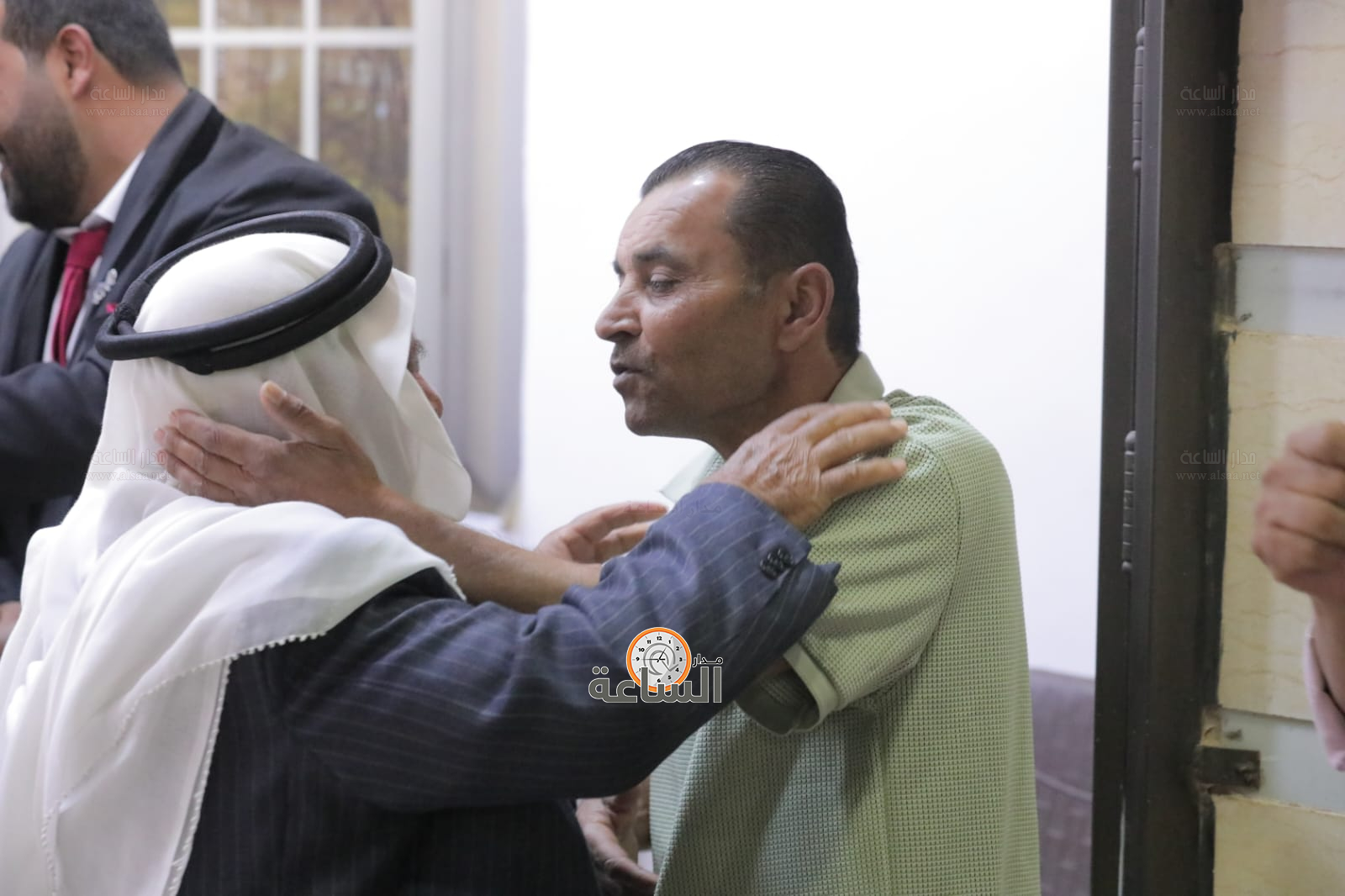 Madar Al-Saa Images 0.9737948433491592