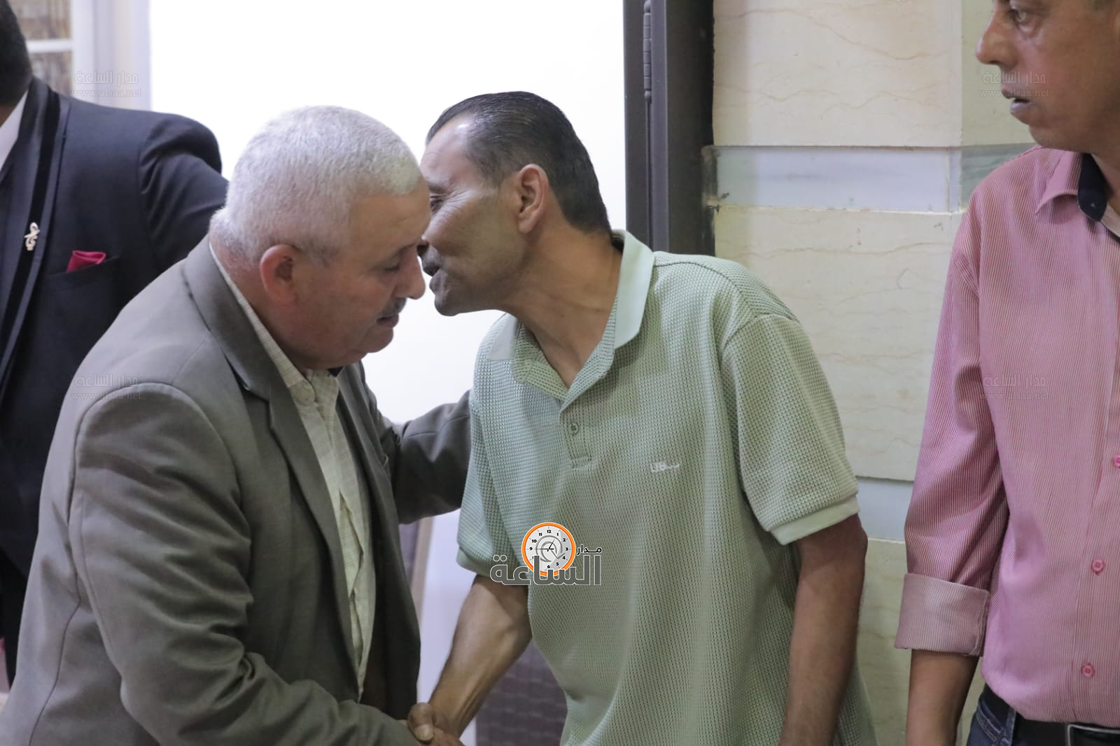 Madar Al-Saa Images 0.5480067775024752