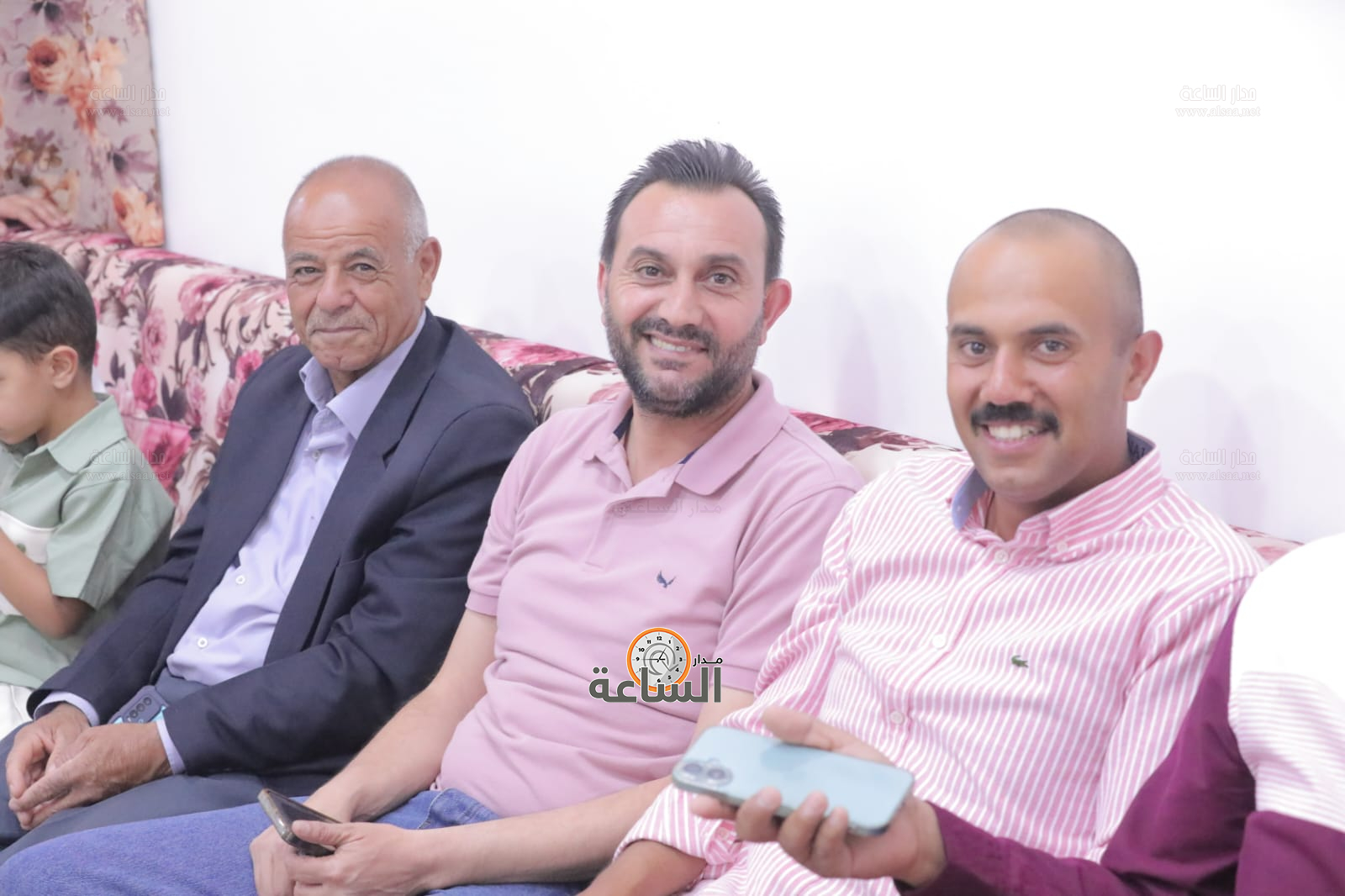 Madar Al-Saa Images 0.41527343598157695