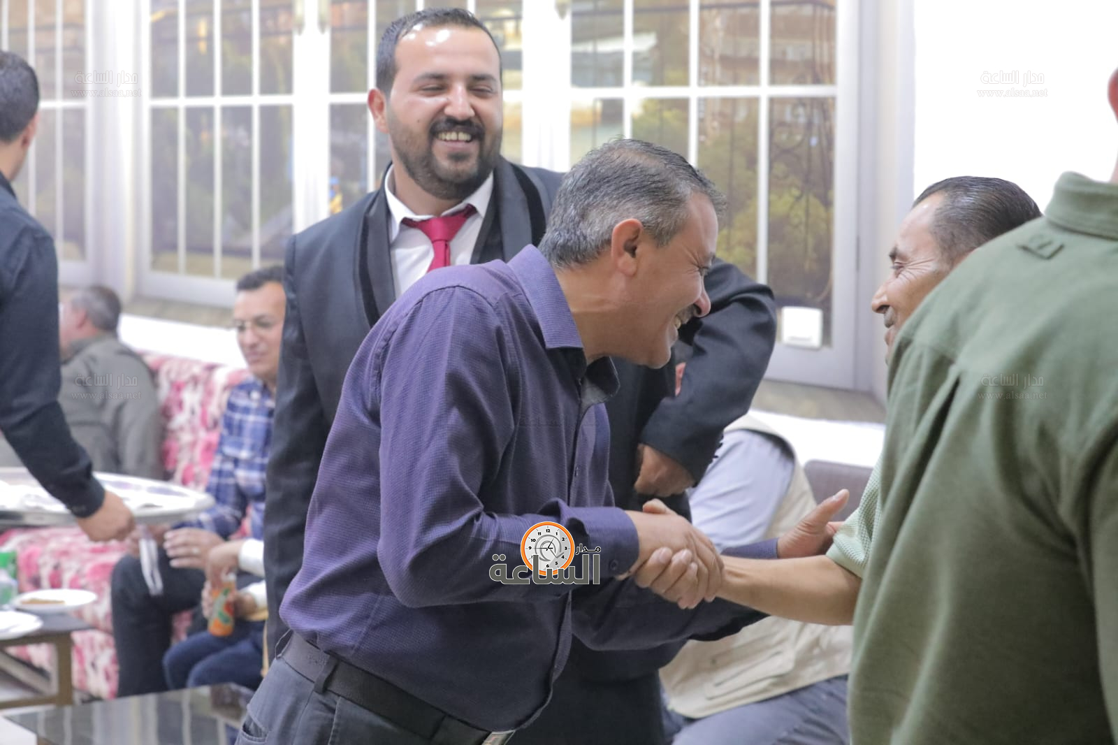 Madar Al-Saa Images 0.012711184200362768