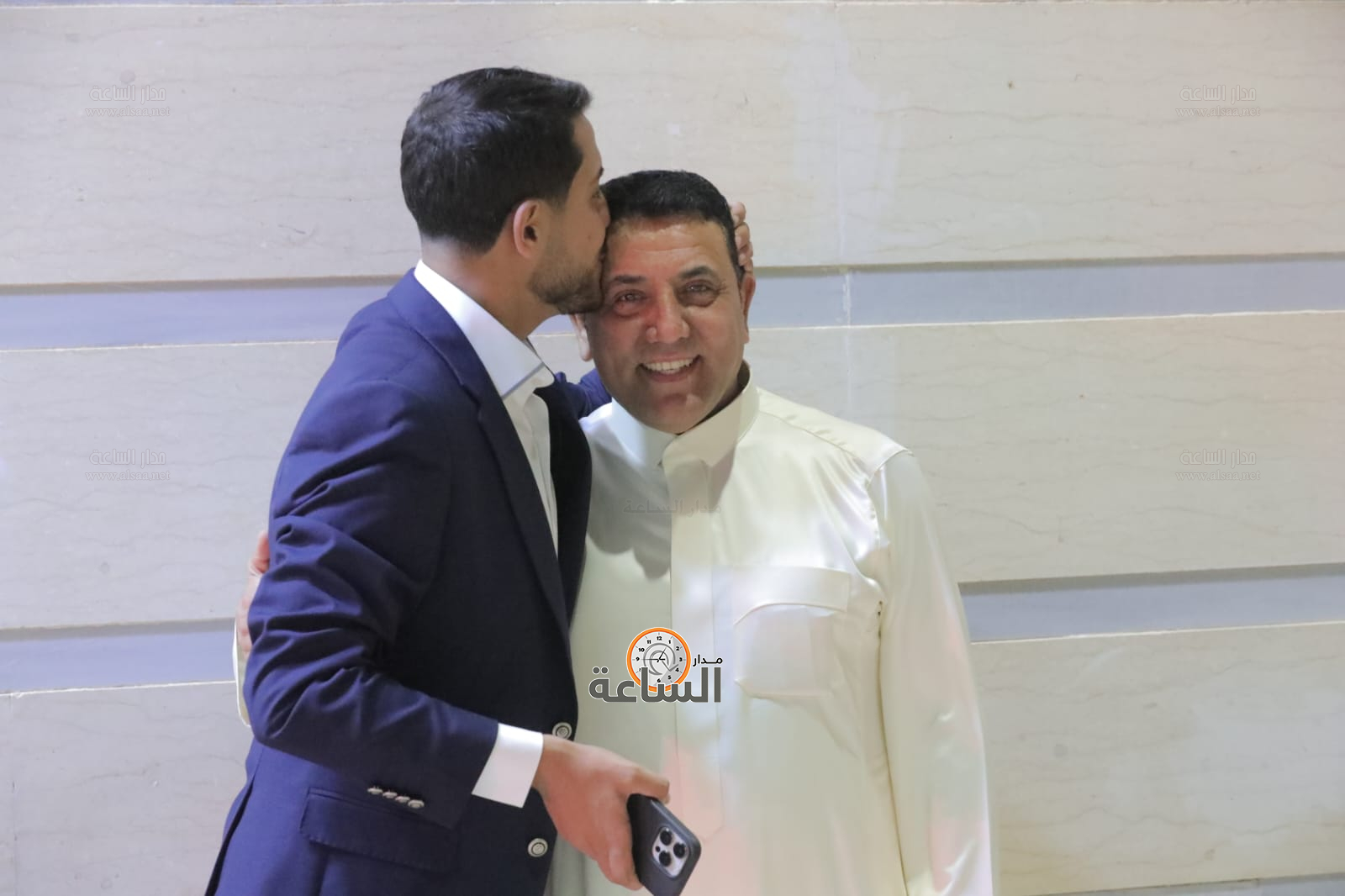 Madar Al-Saa Images 0.27066148059412876