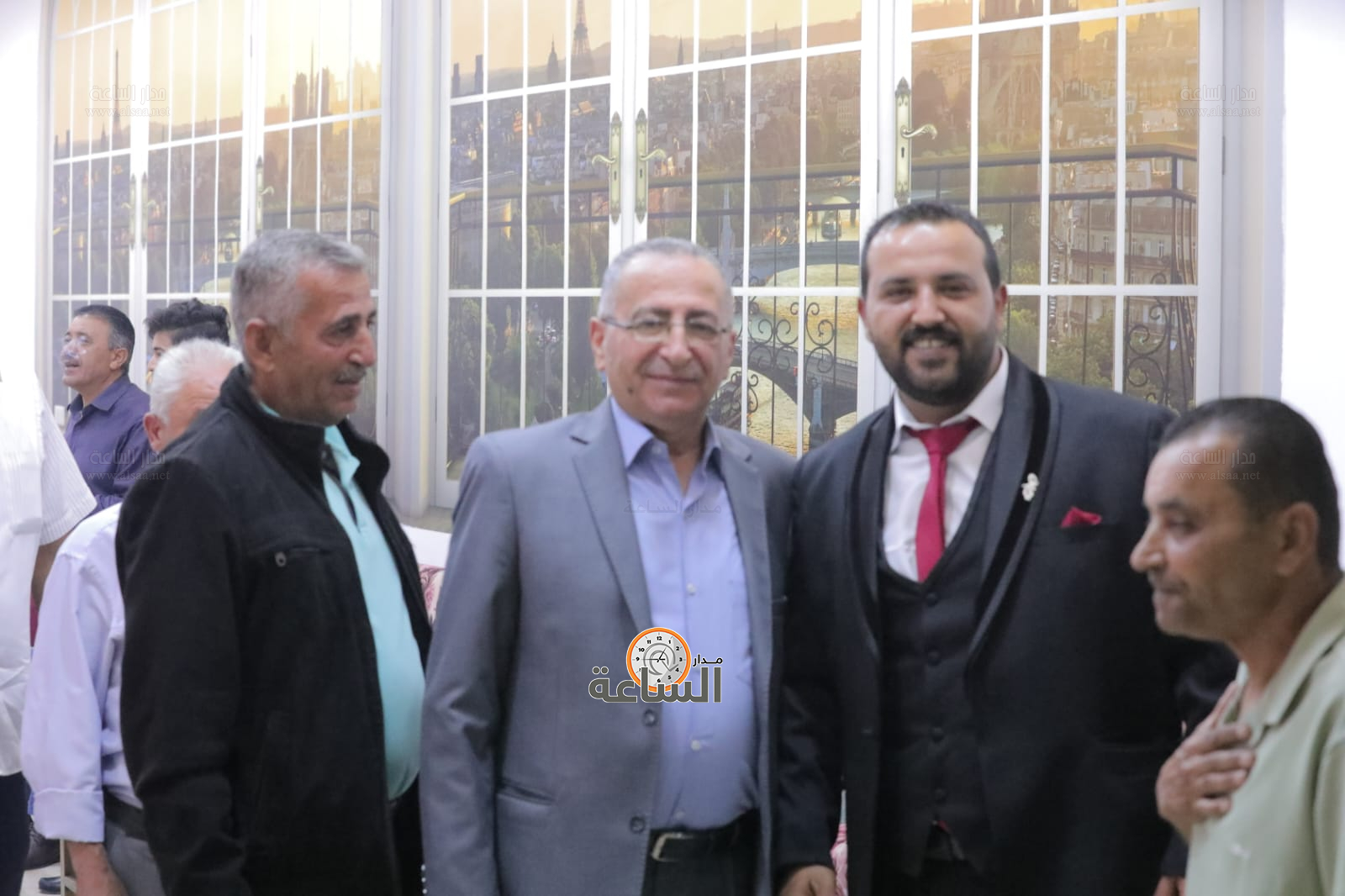 Madar Al-Saa Images 0.08798793593094545