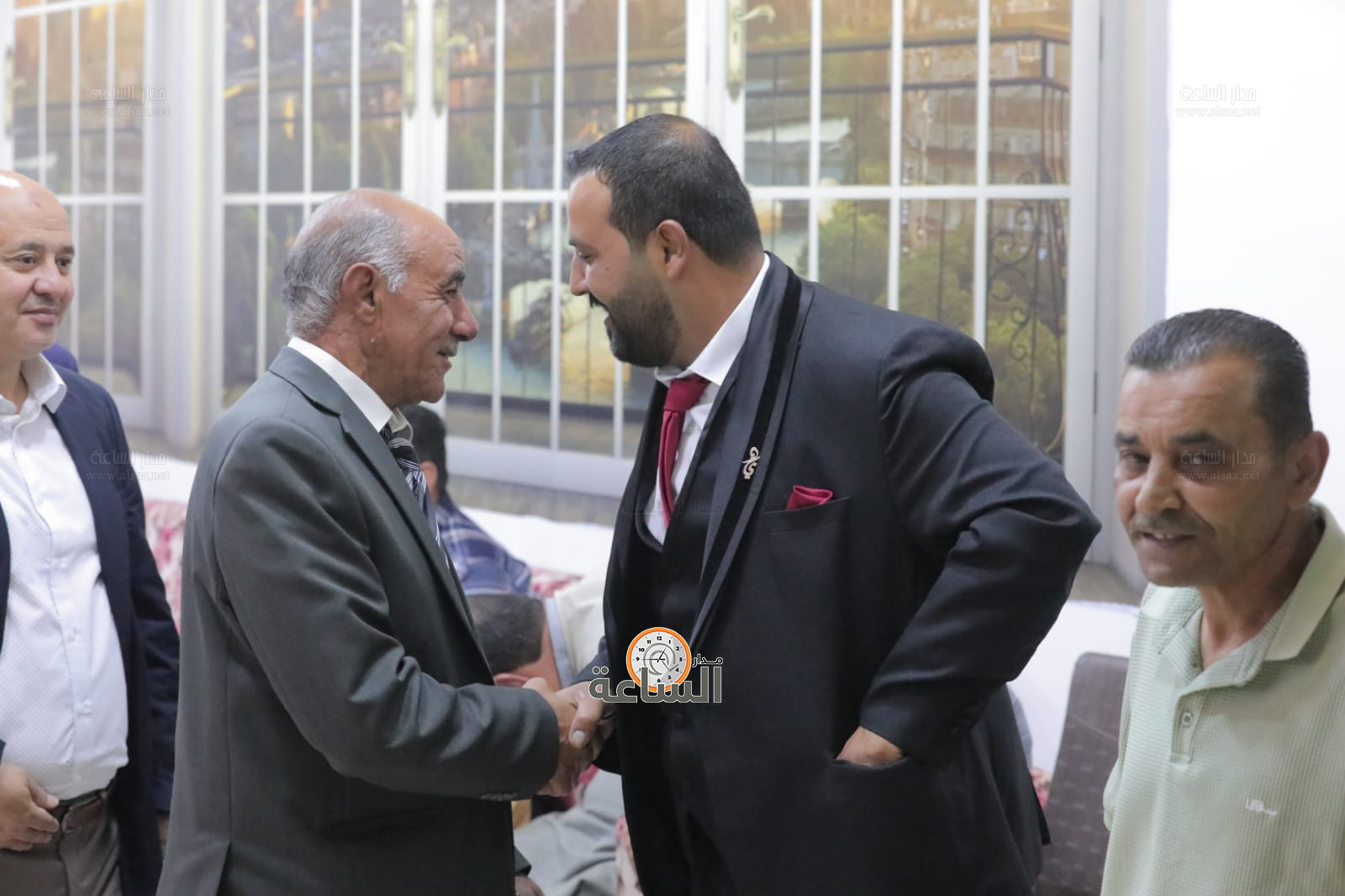 Madar Al-Saa Images 0.46460018744776355