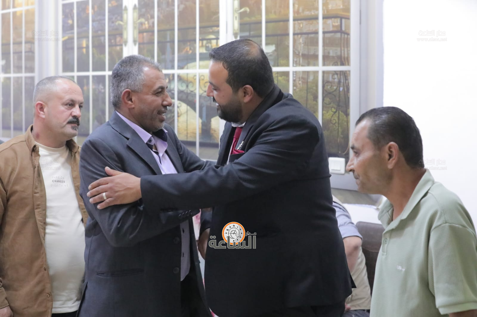 Madar Al-Saa Images 0.9674763073231083