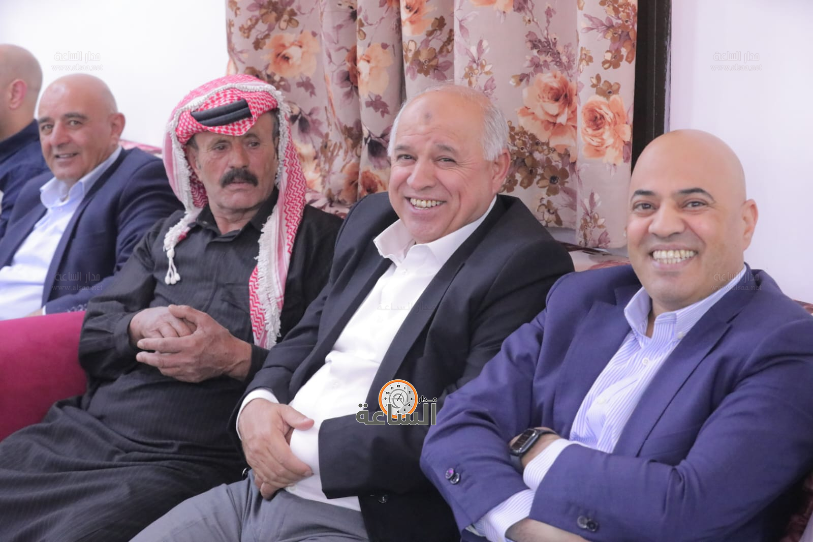 Madar Al-Saa Images 0.4682960766659434