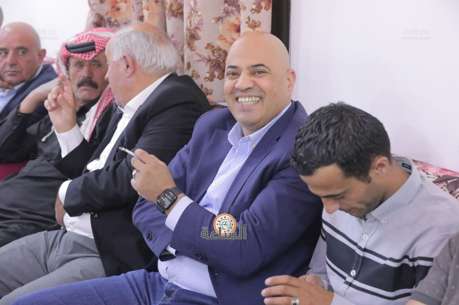 Madar Al-Saa Images 0.9549726844974753