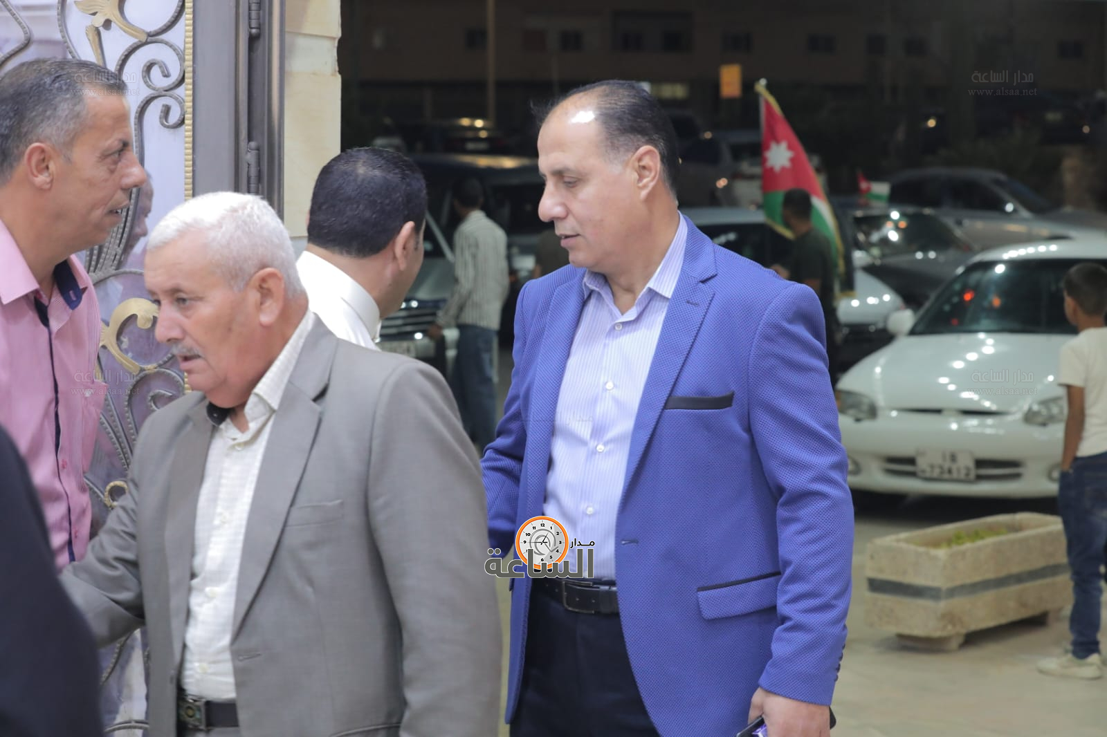 Madar Al-Saa Images 0.9642553876617361