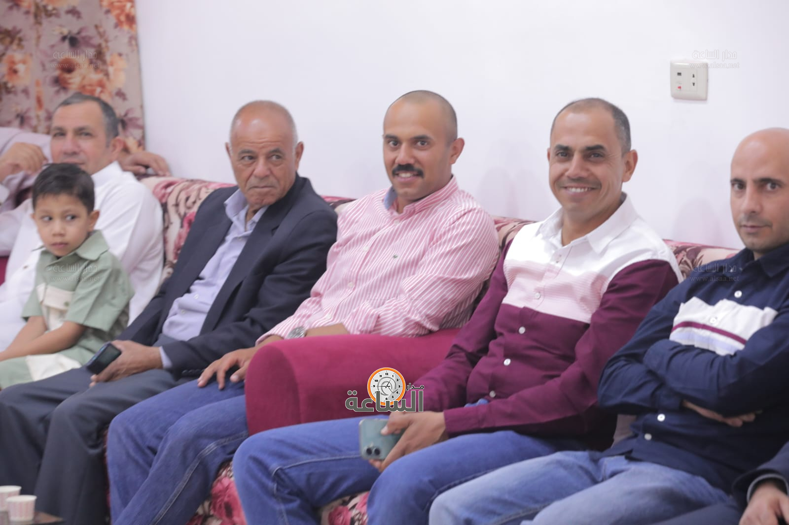 Madar Al-Saa Images 0.715413800593575