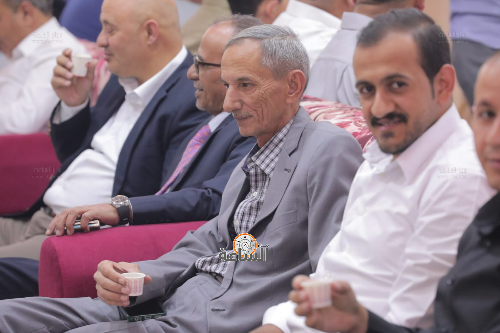 Madar Al-Saa Images 0.8282963000178605