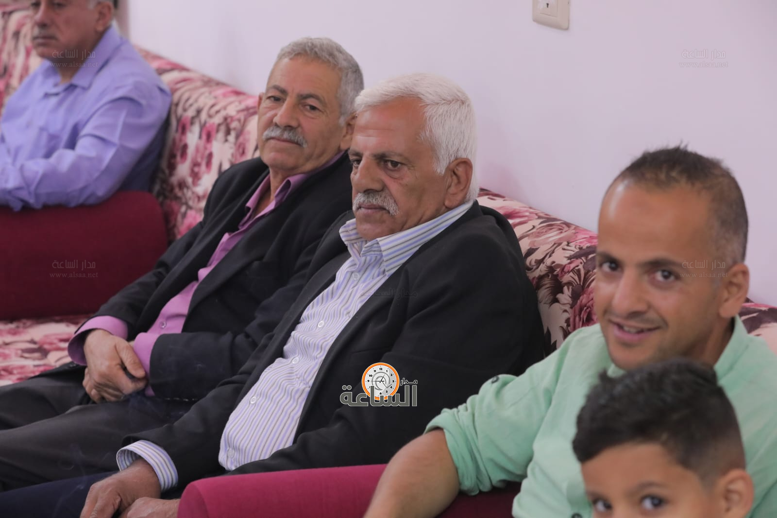 Madar Al-Saa Images 0.46192913630174515