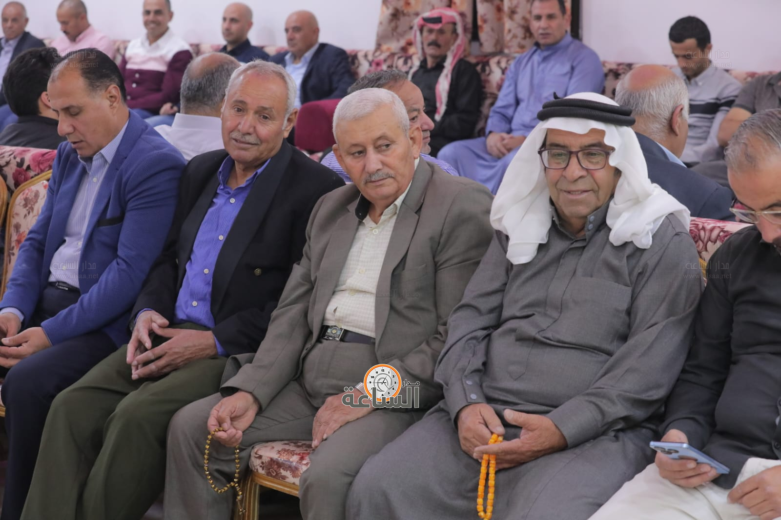 Madar Al-Saa Images 0.40576546589529483