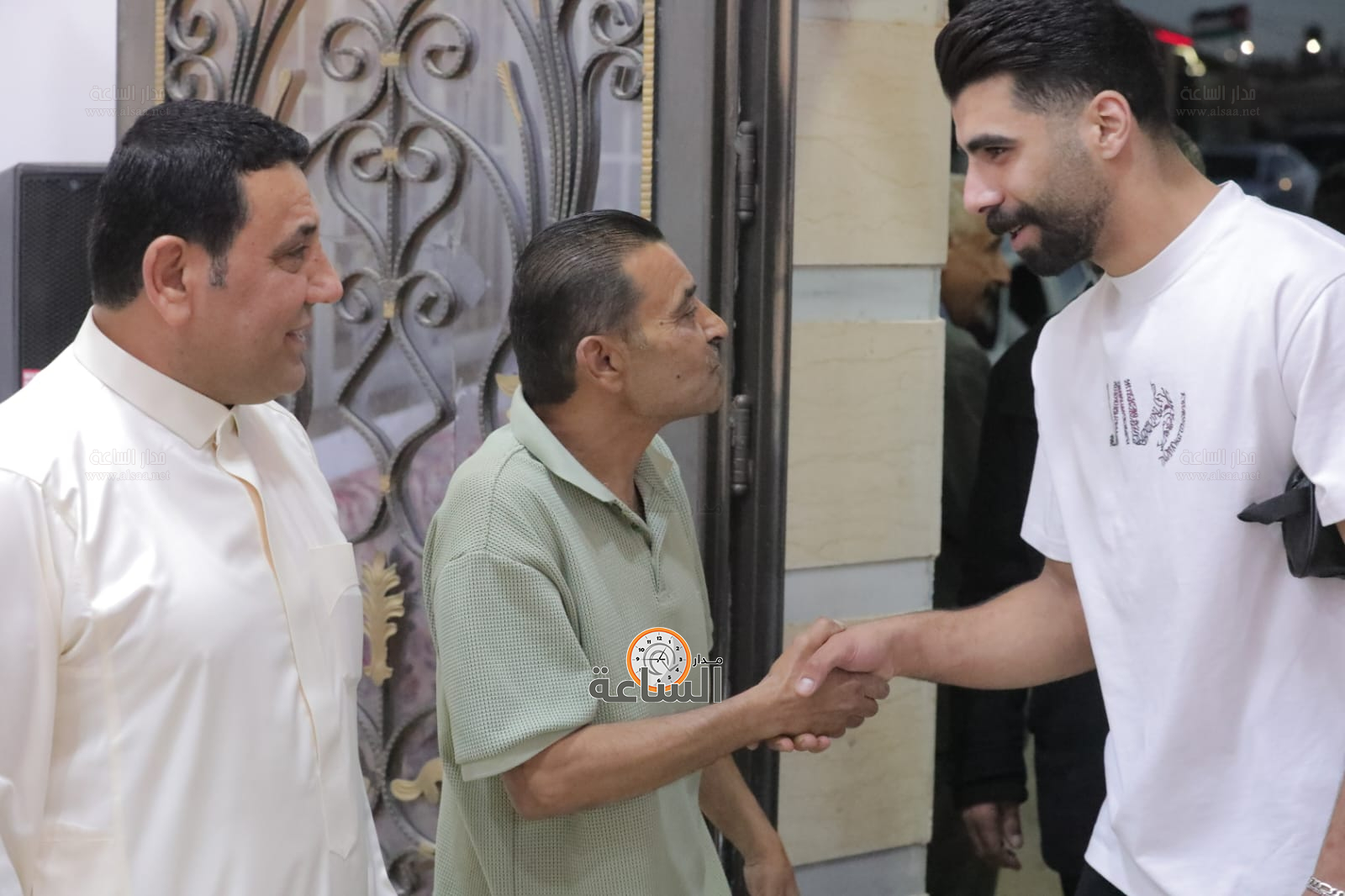 Madar Al-Saa Images 0.2955591021445174