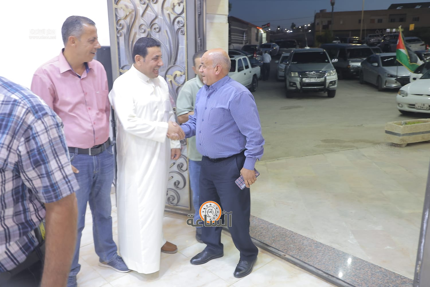 Madar Al-Saa Images 0.4795800552642685