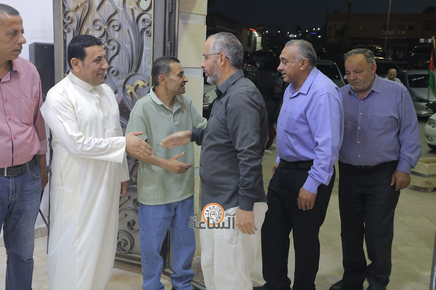 Madar Al-Saa Images 0.1775488632469172