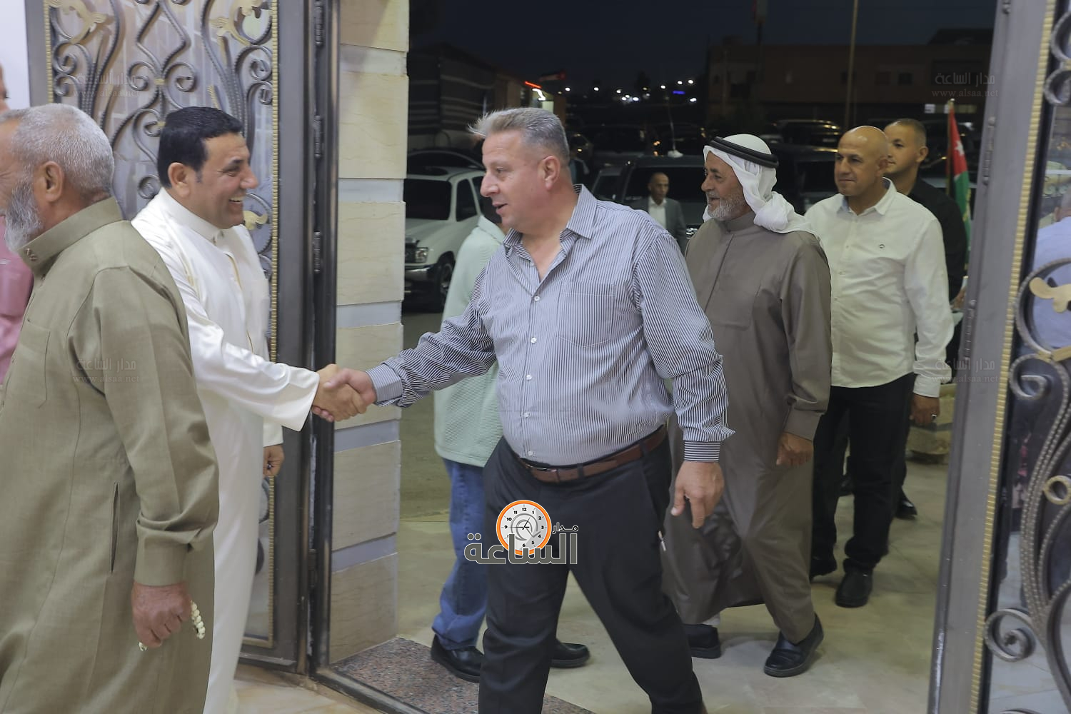 Madar Al-Saa Images 0.37313037627910606