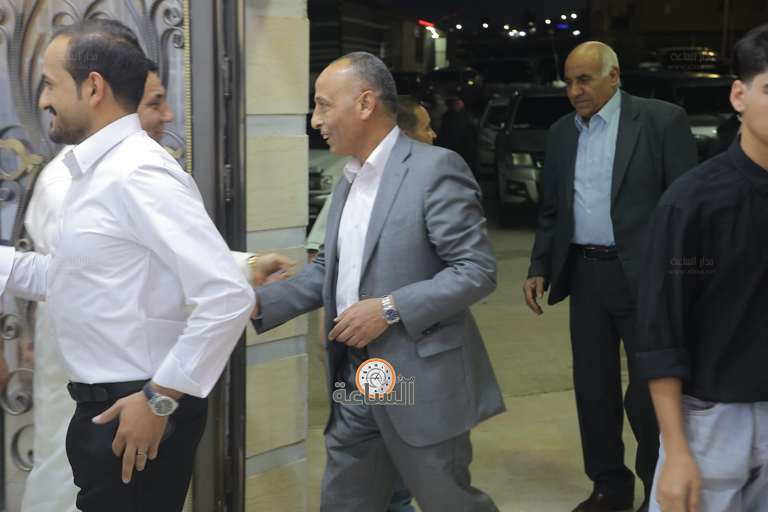 Madar Al-Saa Images 0.9432666688183842