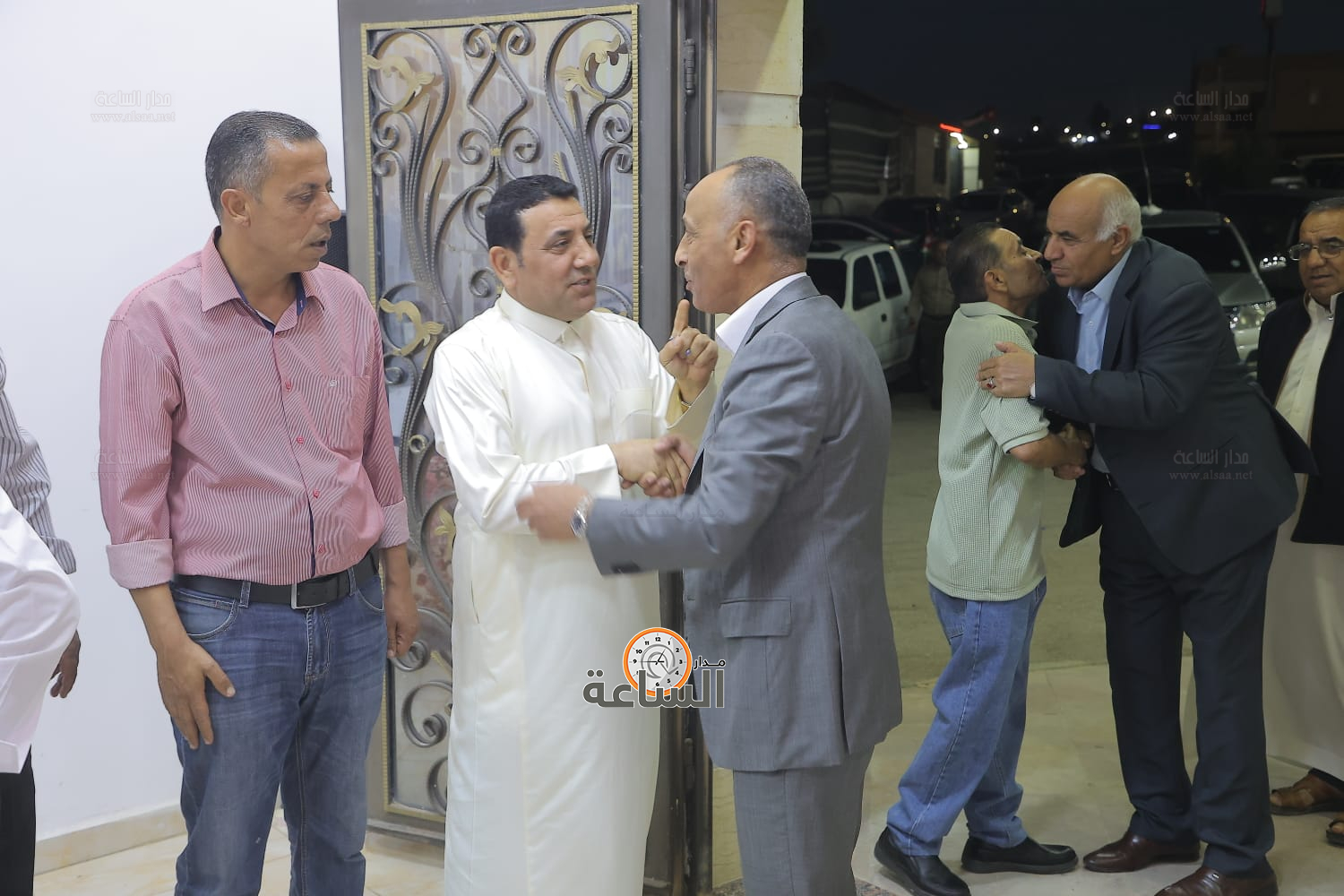 Madar Al-Saa Images 0.1807869075628985