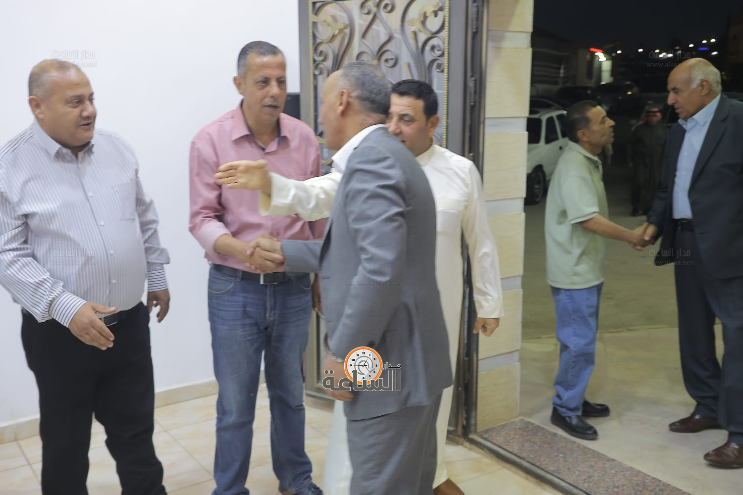 Madar Al-Saa Images 0.7042338368007802