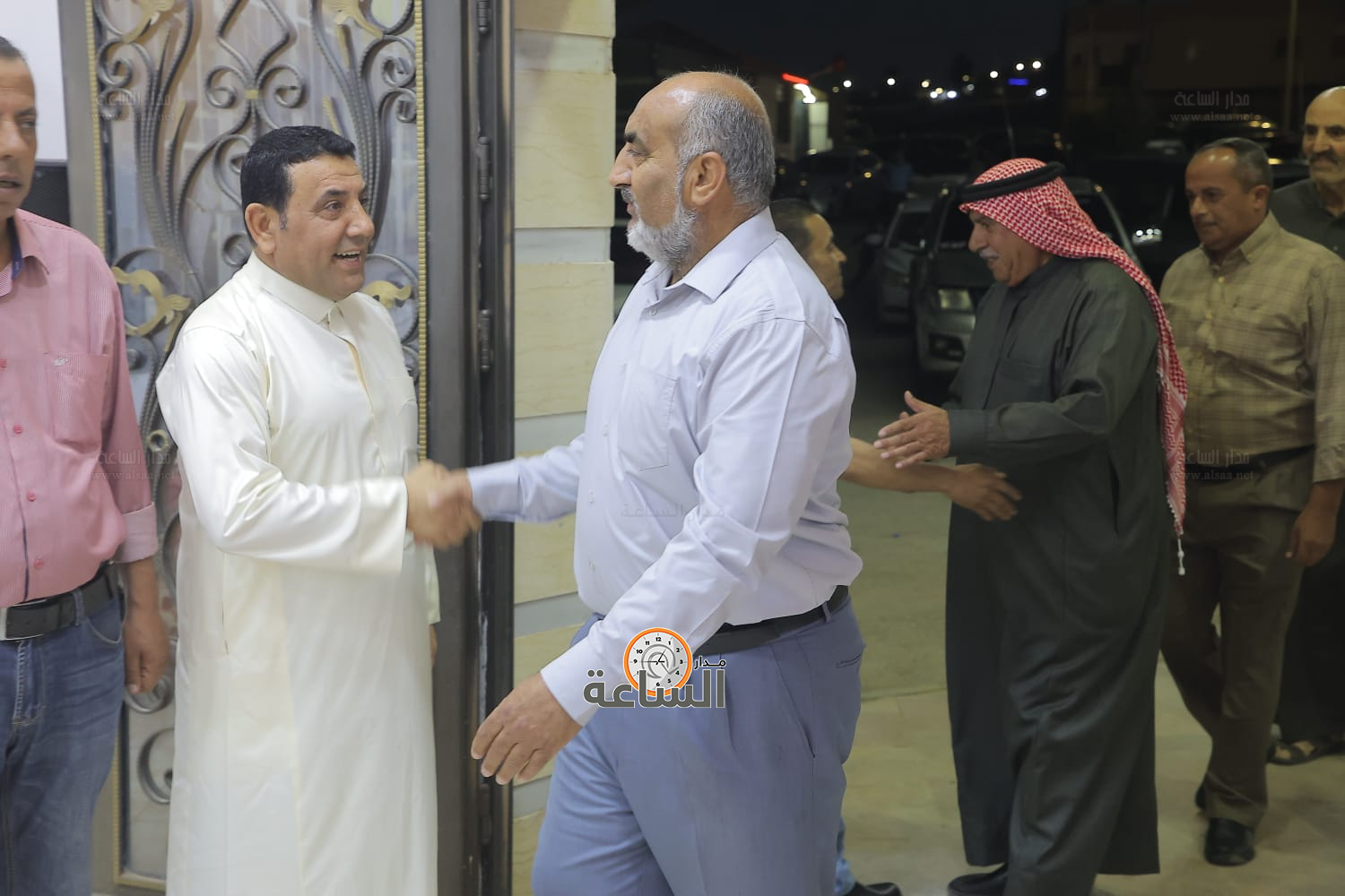 Madar Al-Saa Images 0.038376607164708365