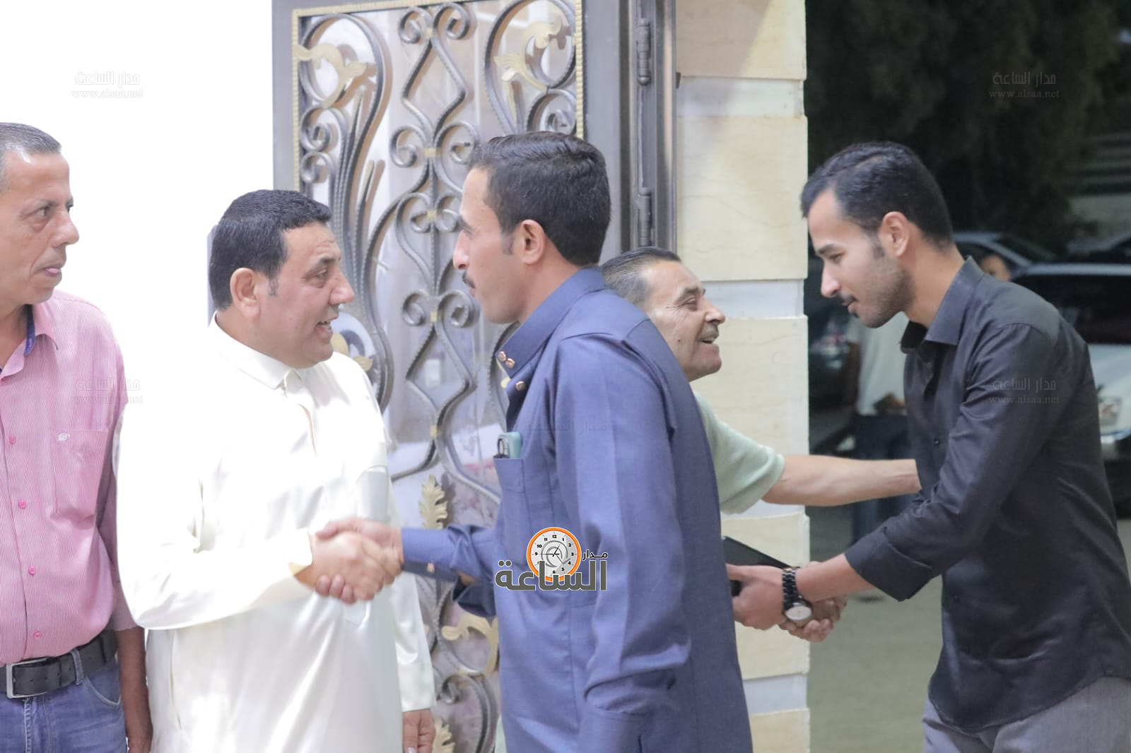 Madar Al-Saa Images 0.8793570960659537