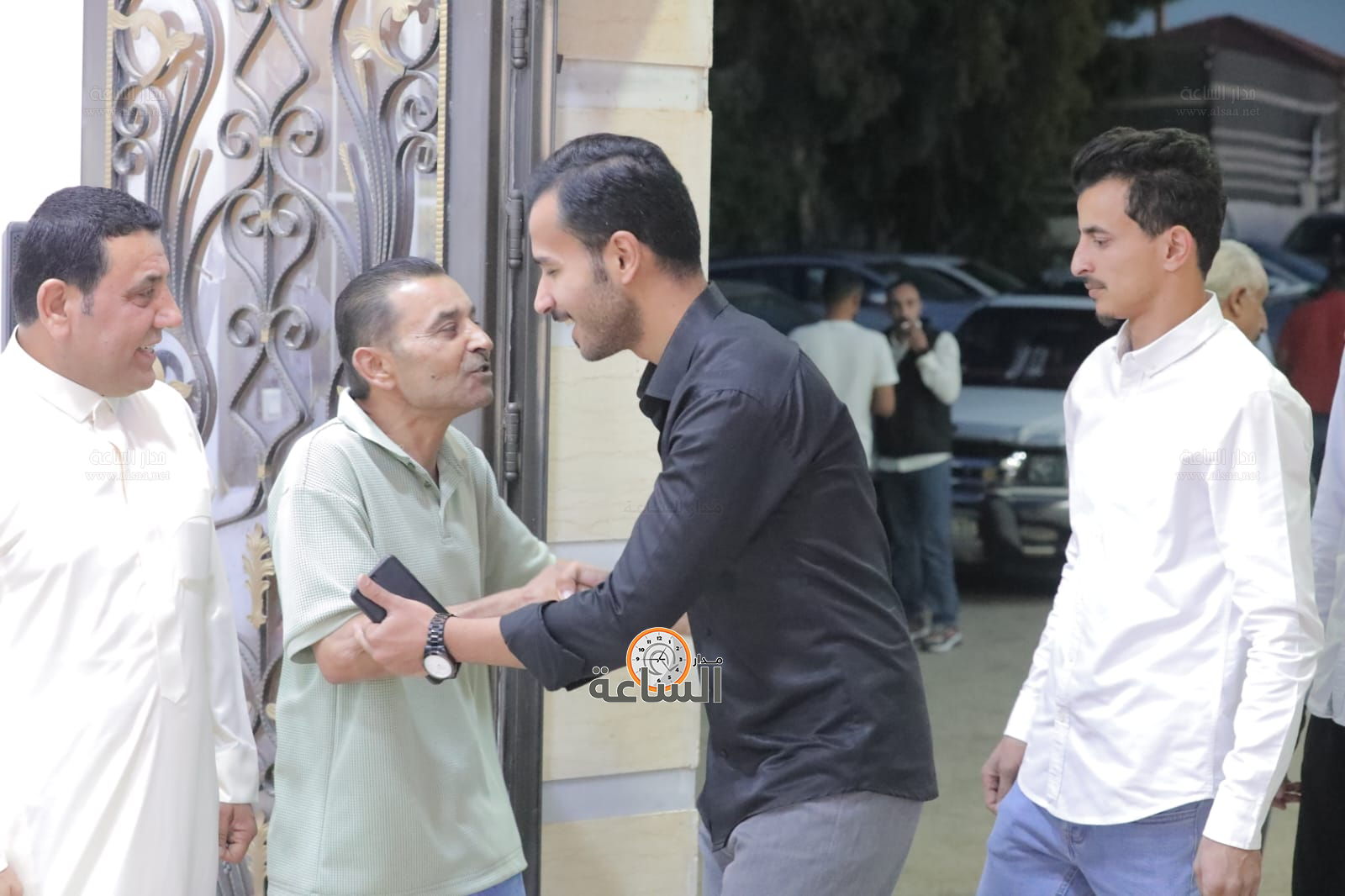 Madar Al-Saa Images 0.8327994827880592