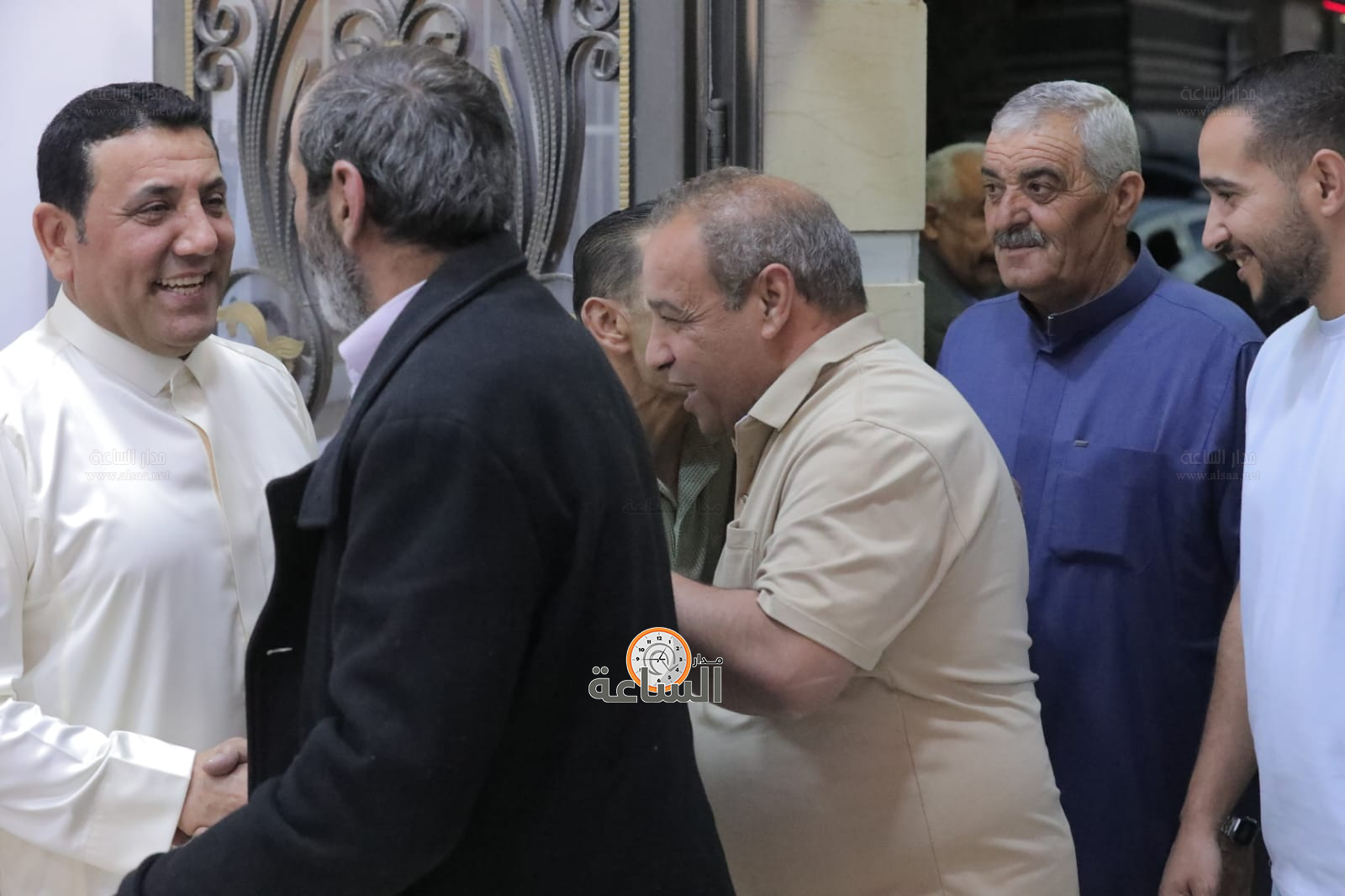 Madar Al-Saa Images 0.90627879232342