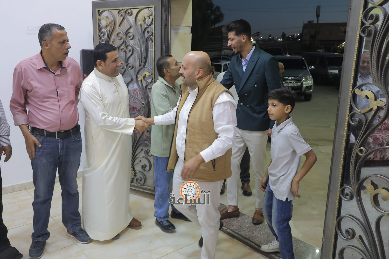 Madar Al-Saa Images 0.013997684298015178